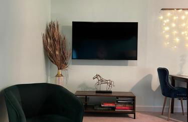 Cozy loft with parking and private patio w/ grill - Foto 18