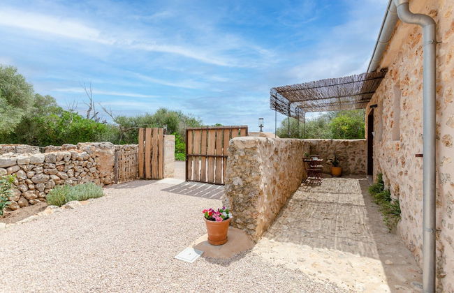 Pretty Farmhouse in Nature - Photo 36