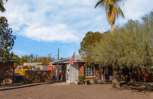 1BR Near UofA, Work Desk, Gem Show Friendly - Foto 34