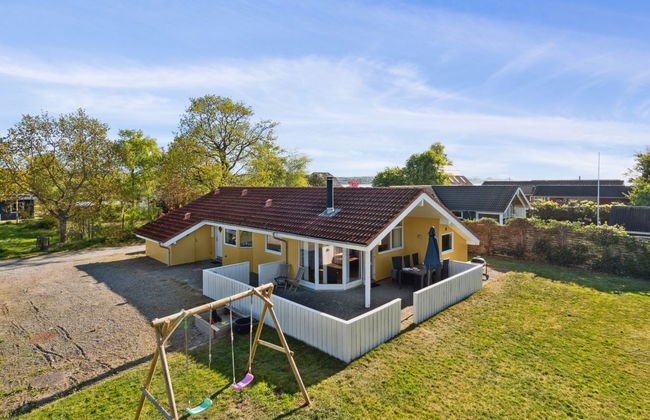 3 bedroom House in Broager with terrace and sauna - Photo 1