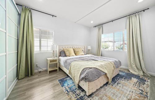 Great Location Oasis w Huge Backyard Near DTLA ,USC ,Ktown - Foto 10