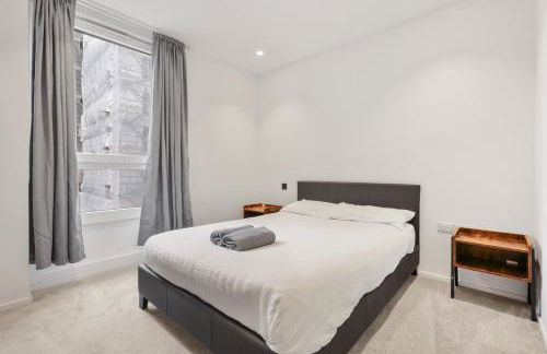 Excel Riverside 2 Bed - Photo 9