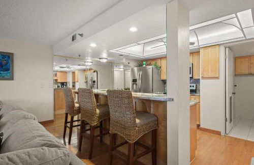 Oceanfront Penthouse #11B by Distinctive Beach Rentals - Foto 23