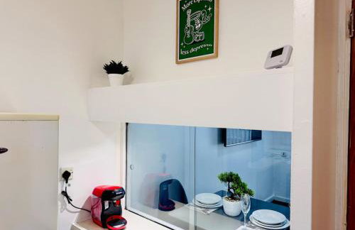 Cosy 1 bed flat, sleeps 4, free parking - Photo 44