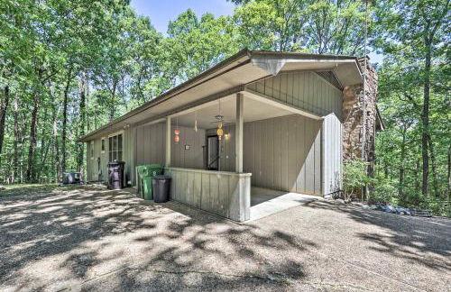 Furnished Deck with Views Hot Springs Cottage - Foto 25