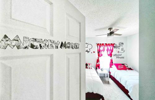 Roomy House Near Disney with Resort Pool and Patio BBQ - Foto 16