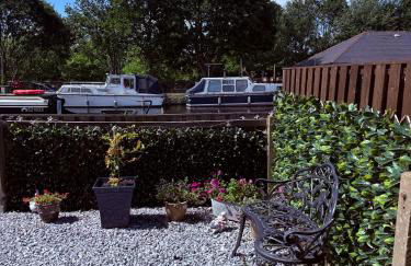 Canal Side Cottage Wakefield - Foto 11