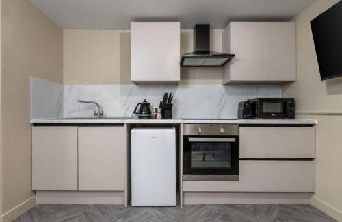 Kilted Quarter by The Wallace Monument - Photo 3