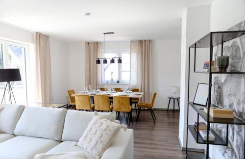 Lumen Homes - Design-Apartment nahe Audi und Altstadt, 3 Zimmer, über 100 m2, Balkon - Photo 56