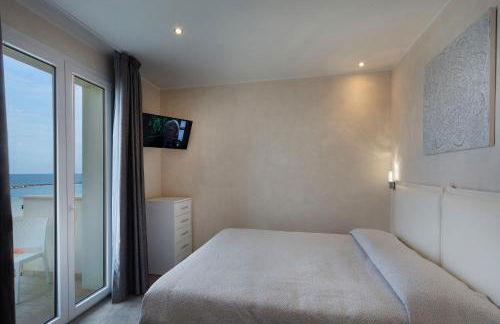 White Suite & Apartments - Foto 12