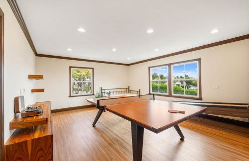 Beverly Hills 6BR Haven w Pool Hot Tub - Foto 18