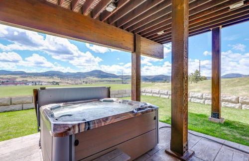 Motorcycle-Themed Home in Spearfish with Hot Tub! - Foto 2