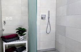 FeWo Urban Gotha-Apartment Friedenstein- Am Schlosspark- Parken an der der Tür- Barrierefrei, 900 Meter zum Bahnhof - Wallbox - Foto 25