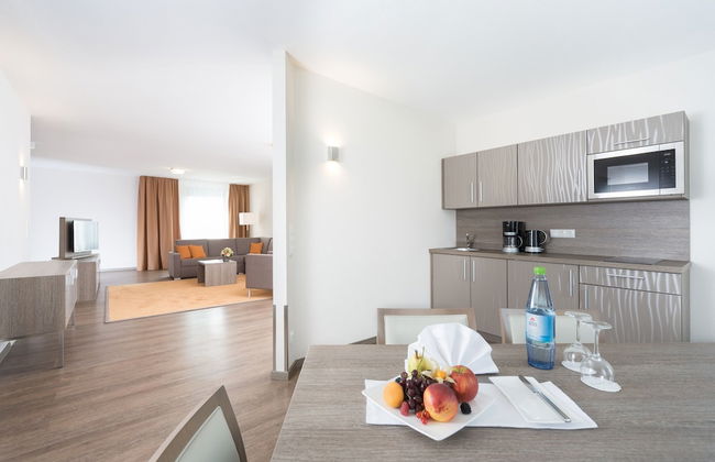 HerzogsPark Studios & Apartments - Photo 10