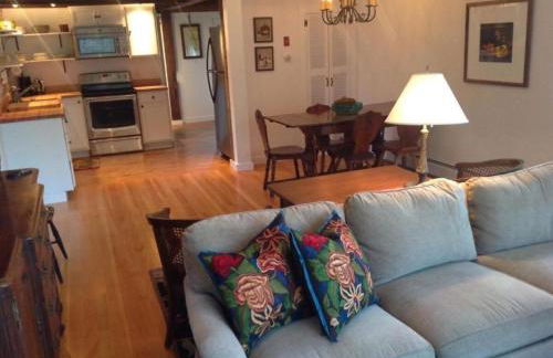 Secluded Cabin with Gorgeous Views near Stockbridge in the Berkshires of Massachusetts - Foto 27