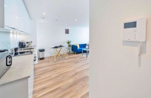 Contemporary & Bright 1 Bed Apartment in Gravesend - Foto 15