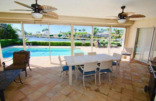 Villa Marco Island - Photo 35