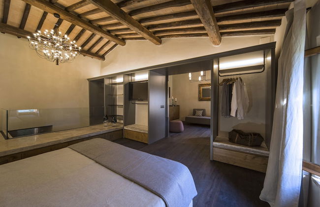 Mormoraia - Photo 17