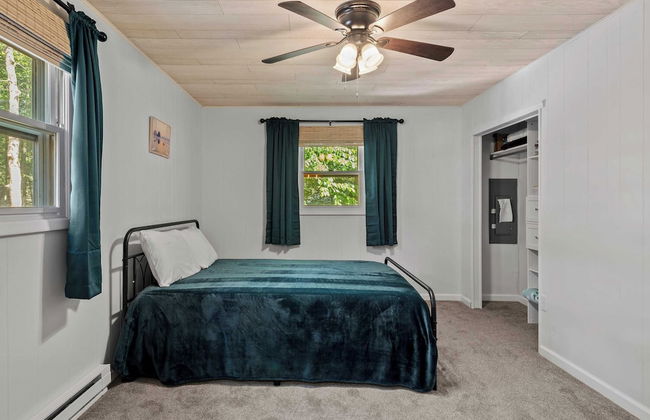 Tomhickon by Avantstay Walk to Lake Firepit + Deck - Foto 20