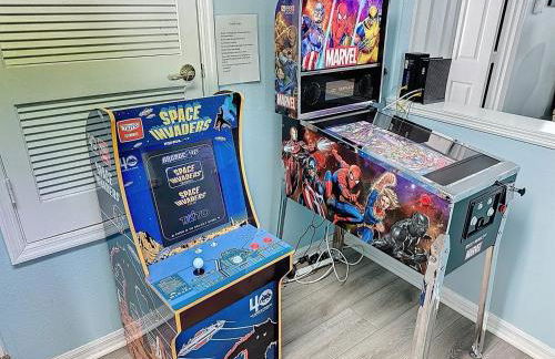 Mickeys Movie House, 2 Masters, Pool And Spa - Foto 3