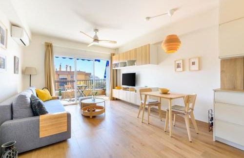 WintowinRentals Charming Apartment with Sunny Terrace near the Sea - Photo 2