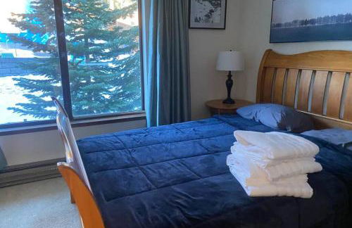 Comfy, Quiet, Condo near Lake Mary and the Village - Foto 34