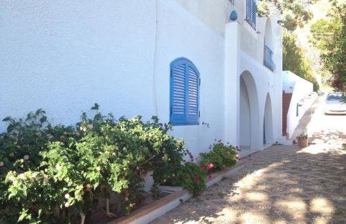 villa Anna Silvia Makari fiction rai 1 Casa Saverio La Manna - Foto 11