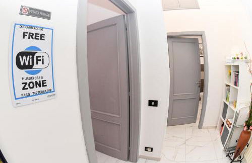 "DueEmme Lodge" , a pochi passi dal porto - Foto 14