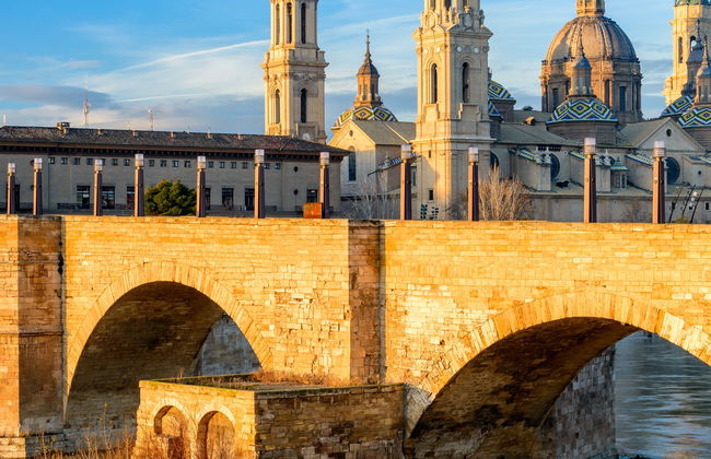 Autobús turístico de Zaragoza - Foto 1