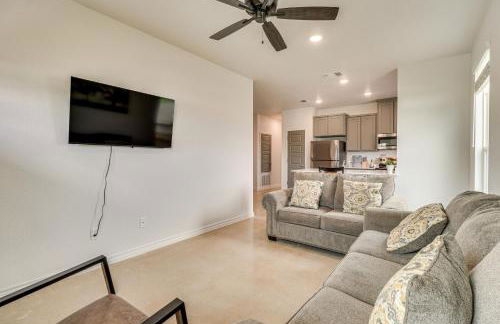 2 Mi to Dtwn Dining! Pet-Friendly Temple Townhome - Foto 1