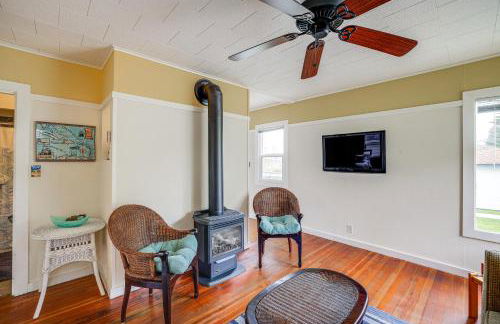 Beautiful Birch Bay Retreat with Deck and Fire Pit! - Foto 11