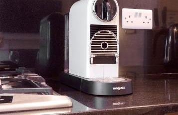 Bright Carnaby Soho 1BR Apartment with AC - Photo 7