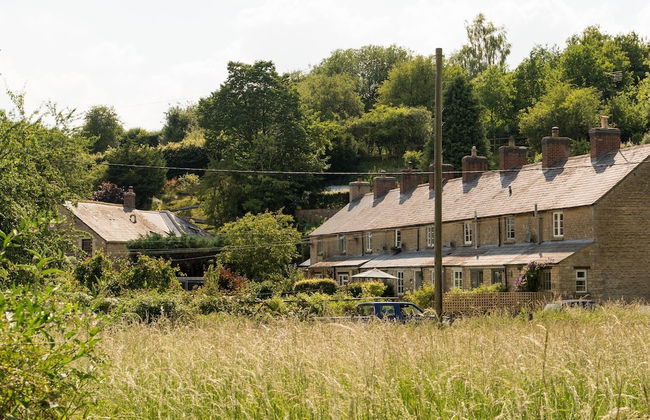 Stunning 2 Bed Cottage in Fordwells - Foto 68