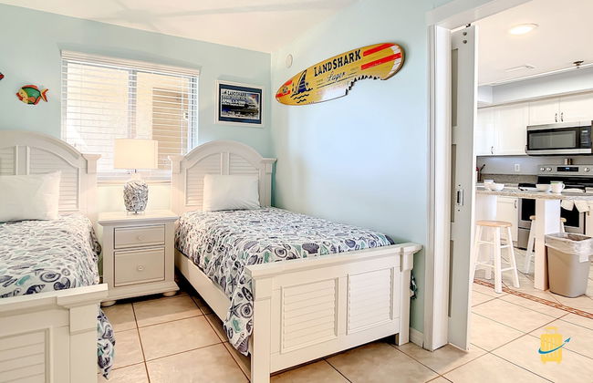 Beachfront Oceania Beach Club Complex - Foto 74