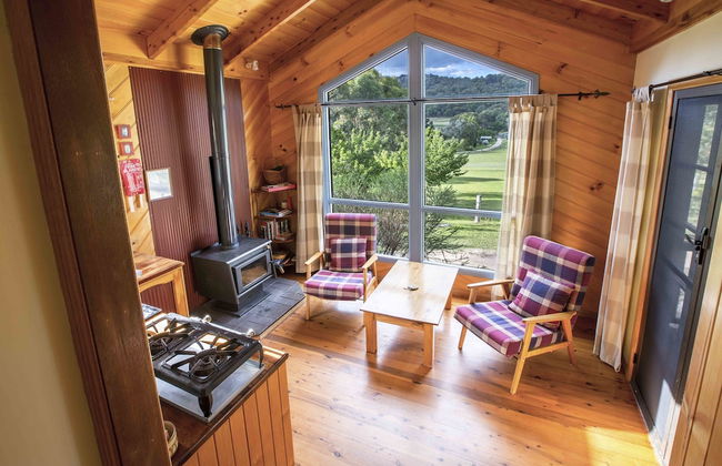 Wisteria Cottage and Cabins - Photo 13