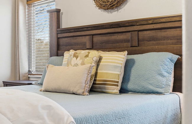 Oak Lane Escape - Branson - Resort Condo on Golf Course w/ Endless Amenities - Foto 3