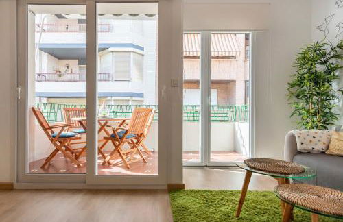 Diseño y confort en el centro de Alicante - Foto 3