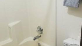 Hotel 2 Queens Beds Hotel Room 127 - Foto 5