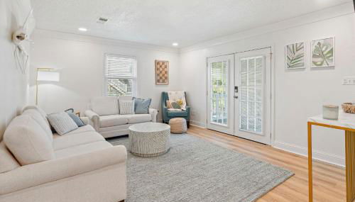 Mins to Casino & Beach Fire Pit Large Yard Decks - Foto 4