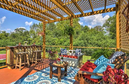 2 Mi to Lake Hamilton! Log Cabin with Cozy Loft - Foto 23