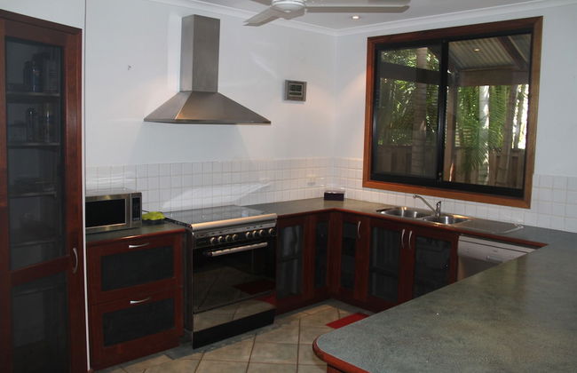 Beach House on Fox - Photo 11