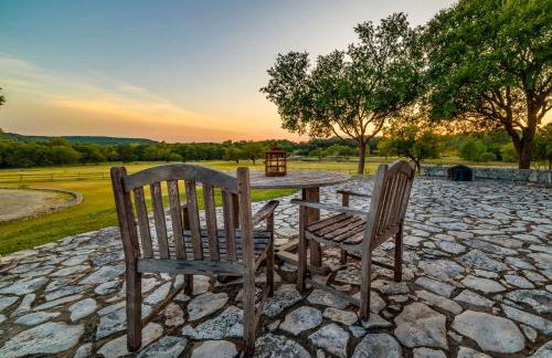 Impressive Modern Cabin with Beautiful Interior and Exterior in Ingram, Texas - Foto 39