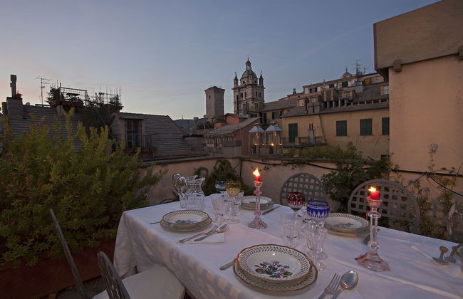 Sui tetti del centro di Genova - Foto 1