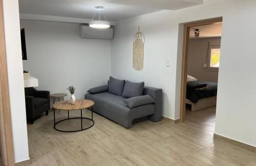 Karakasi House - Photo 1