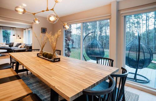 Catskill MNTN Escape 5 BR 3 bath Villa Hot Tub Fire Pit Best Group Stay - Foto 4