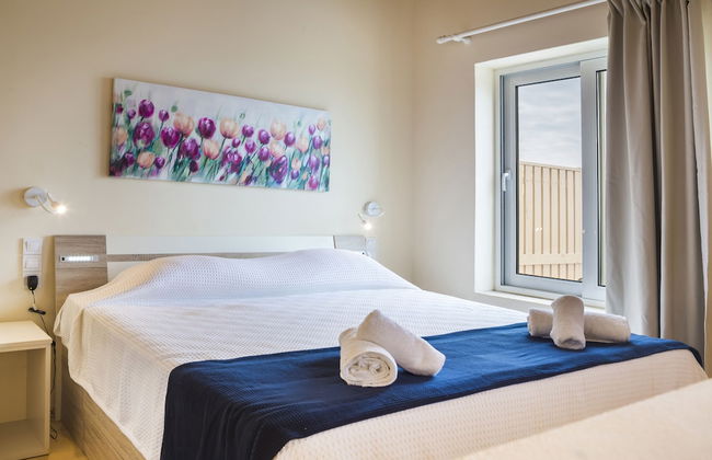 Magganos Sunset Villas - Photo 3