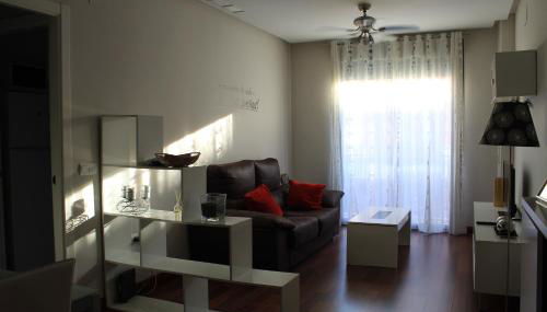 ACOGEDOR APARMENTO JUNTO AL CENTRO - Foto 4