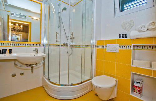 Island Hvar Seaside Villa Levanda with Beach, Pool & Seaview - Photo 71