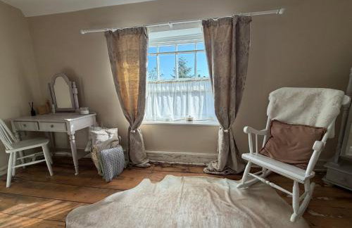 Beehive Cottage - Photo 6