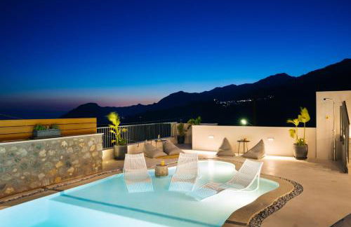 Mirthea Suites - Photo 22